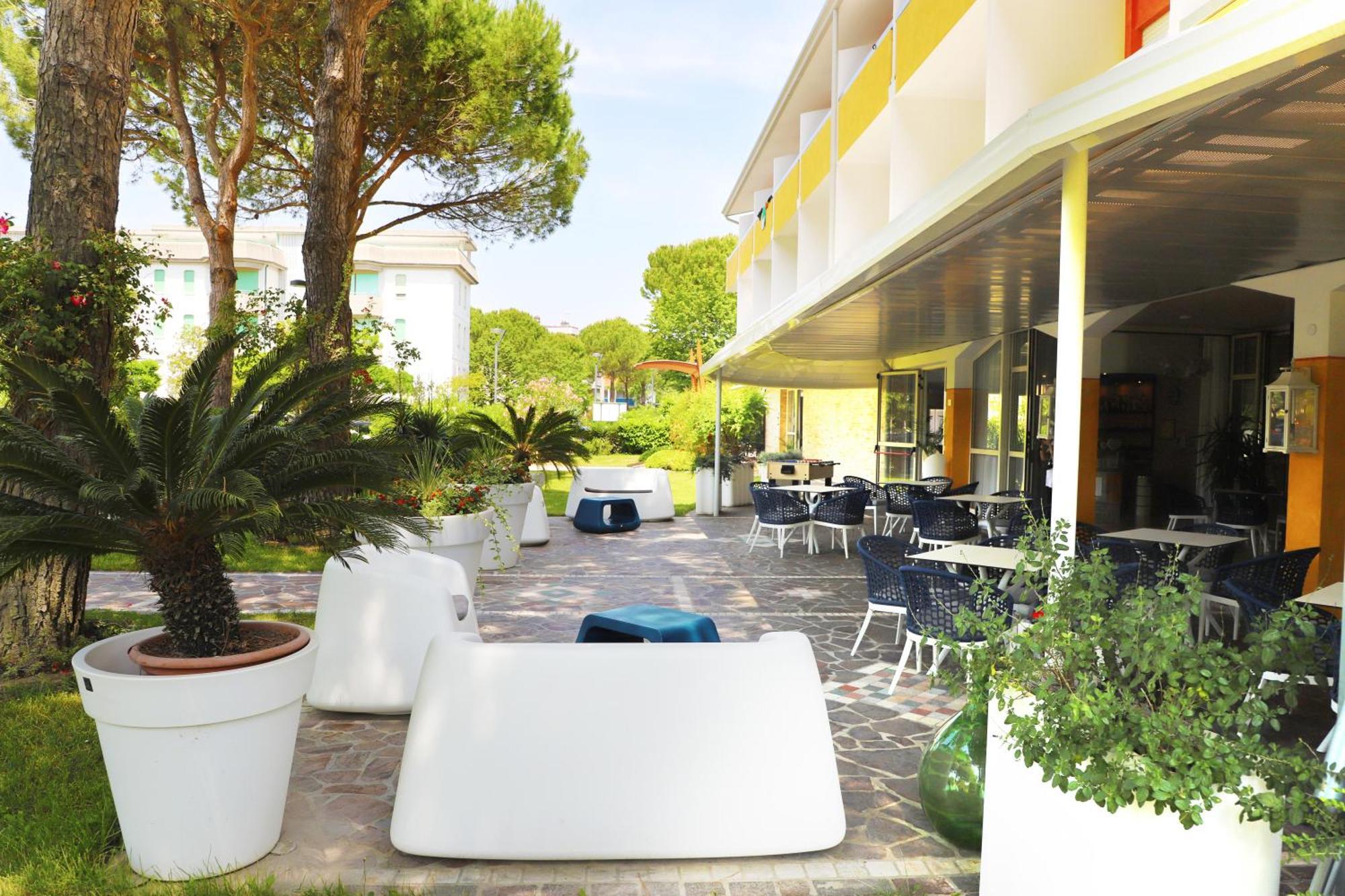 Hotel Hiki 3 Superior Bibione Exteriér fotografie